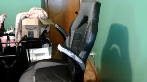 edwardaims_2please online show from July 13, 2:19 pm