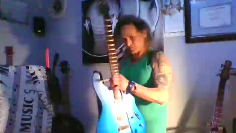 ThongLover6869 online show from April 16, 4:23 am