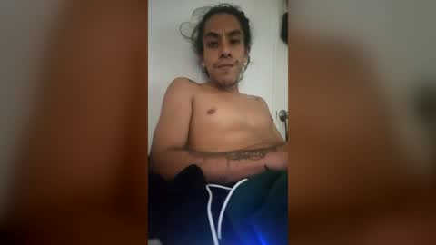 elesqueletoguapo online show from July 4, 7:50 pm