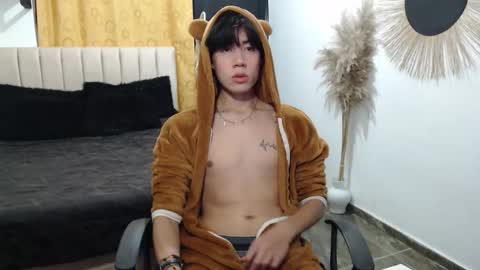 ELIO online show from March 19, 4:59 am