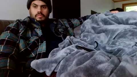 elmatahombre33 online show from May 24, 9:43 pm