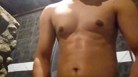 Estoy usando Telegram  online show from May 3, 8:00 pm