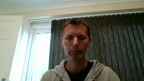 EnglishGuy183 online show from June 6, 2:12 pm