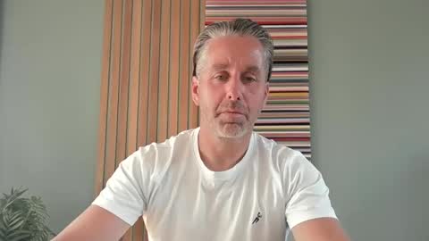 Enzos Massive Cock online show from May 27, 7:49 am