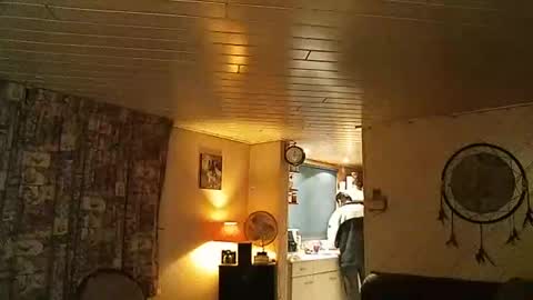 Erwins room welcome sound on online show from January 26, 11:08 pm