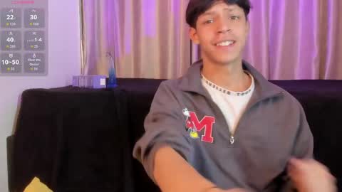 Ethan online show from April 25, 1:41 pm