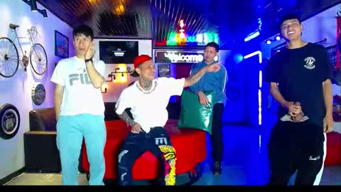 extrangers online show from March 9, 12:10 pm