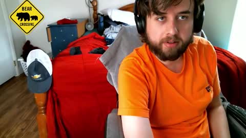 farmboy2398 online show from March 18, 4:21 pm