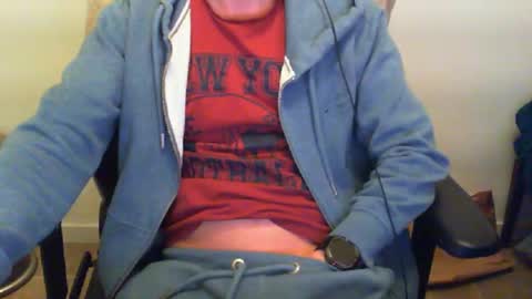 YWhiteNiceMan online show from May 10, 10:11 pm