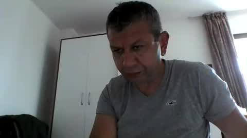 gabriel_e22 online show from July 26, 9:28 am