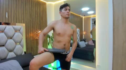 Gean Mclovin online show from May 22, 2:16 am