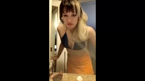 Gertrude Lemon online show from May 5, 6:59 am
