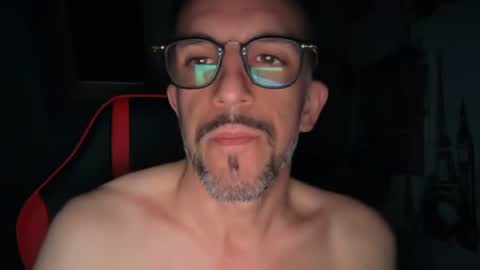 Gigi online show from July 24, 9:33 pm