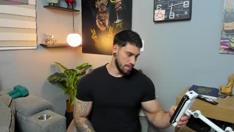 Giorgio leone online show from May 20, 5:25 am