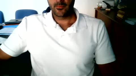 giuseppevai1 online show from July 7, 8:51 am