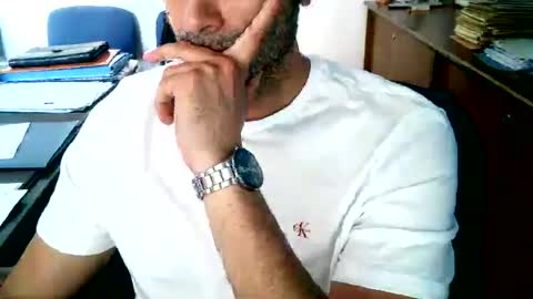 giuseppevai1 online show from June 24, 9:34 am