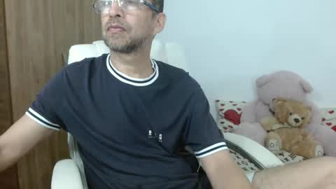 Andres online show from May 19, 12:44 pm