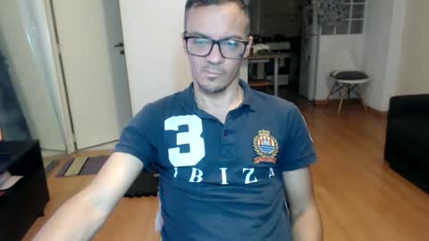 guachin_new online show from June 2, 4:24 am