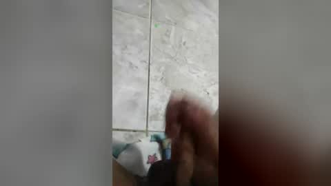guzcalll25 online show from June 10, 7:54 am
