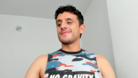 halle_1 online show from July 11, 10:12 pm