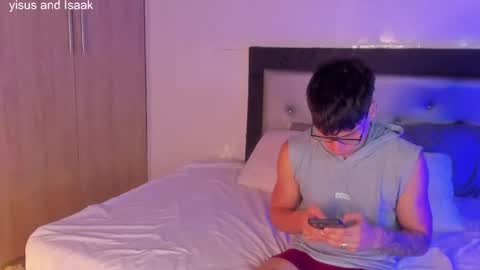 handsome_boys69 online show from April 24, 6:16 am