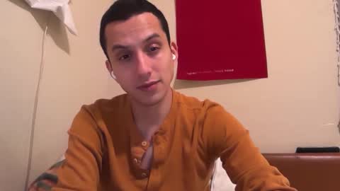 handsomeboy093 online show from March 12, 7:57 am