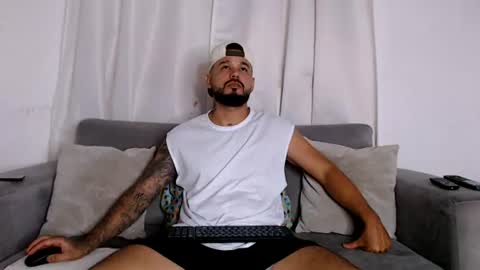 Handsomen online show from July 11, 2:46 am