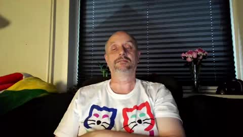 MrLazy online show from June 7, 7:10 pm