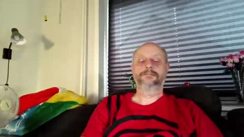 MrLazy online show from June 27, 6:24 pm