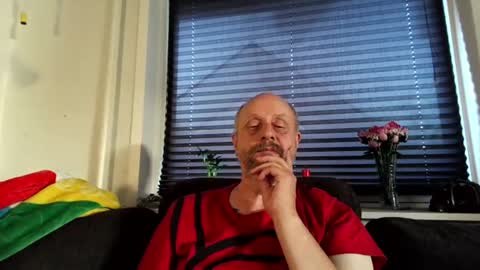 MrLazy online show from June 28, 6:36 pm