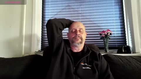 MrLazy online show from July 20, 5:48 pm