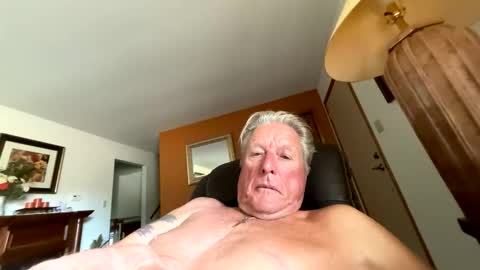 harleyguy1948 online show from May 23, 10:26 pm