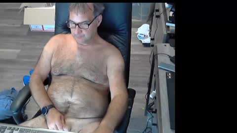 hathi0427 online show from August 2, 2:59 pm