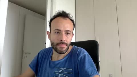 hhombre online show from June 10, 6:37 am