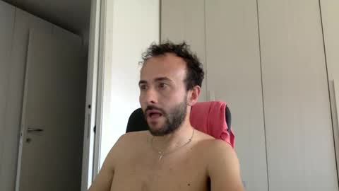 hhombre online show from May 26, 9:27 am