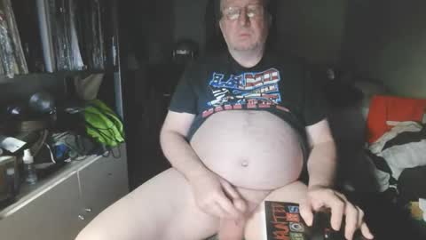 horny_oldie54 online show from May 17, 5:15 am