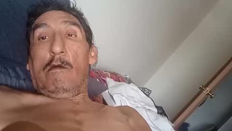hornyguy_2019 online show from May 26, 4:14 pm