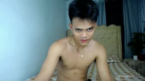hot_fucker_ online show from May 3, 2:20 pm