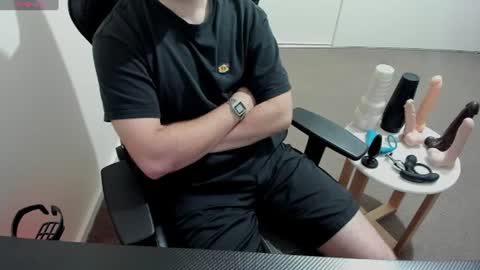 Cum and play X online show from June 12, 3:43 pm