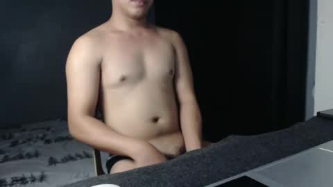 hottie_kyle69 online show from May 14, 10:46 am
