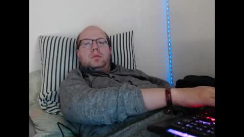 Christian online show from May 9, 12:28 pm