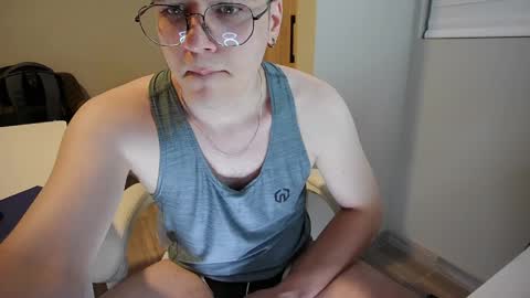 hun_damer online show from May 12, 3:59 am