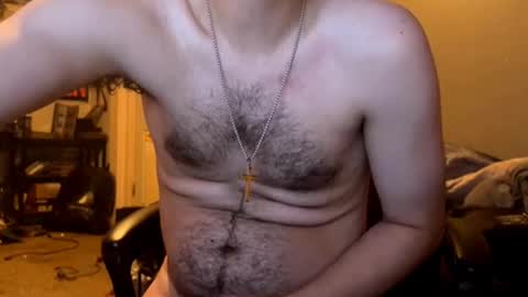 hunghippyboiii online show from August 1, 7:18 am