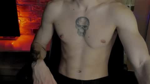 yo online show from March 30, 8:21 pm