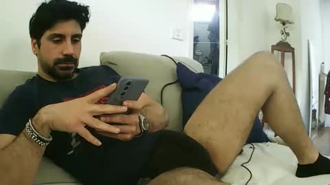 ilmangj90 online show from April 11, 7:56 am