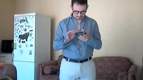 ilovecuteguy79 online show from June 10, 5:20 am