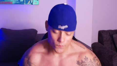 imconor online show from April 7, 10:54 pm