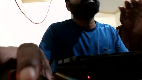 indianhairyguy26 online show from June 27, 11:02 am