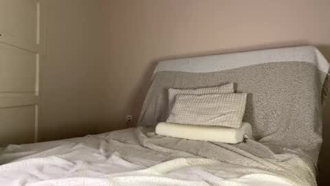 Maxx online show from April 22, 3:13 am