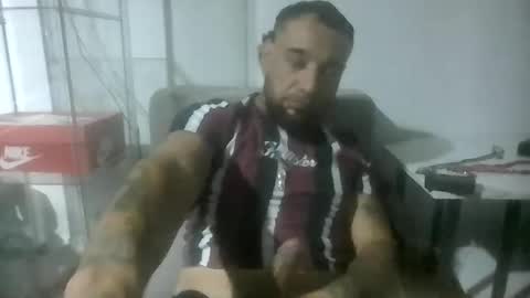 jay594025 online show from April 24, 9:22 am